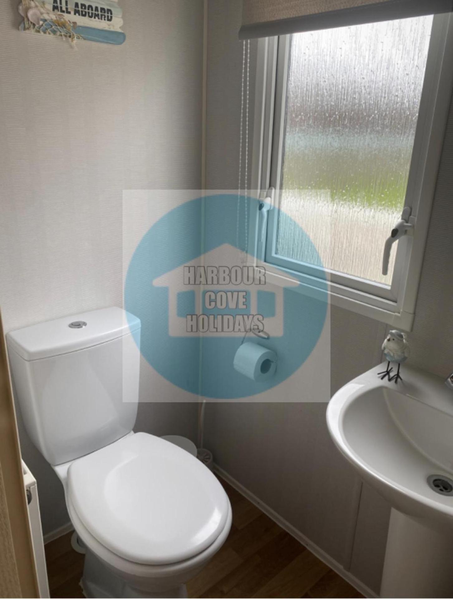 Chalet Affordable Caravan Holidays Butlins Minehead